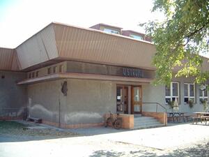 Restaurace U stromu