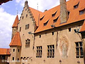 Hrad Bouzov