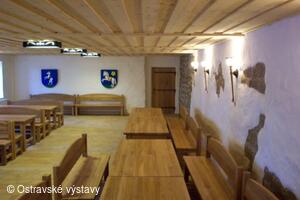 Slezskoostravský hrad, Malý sál, kamna