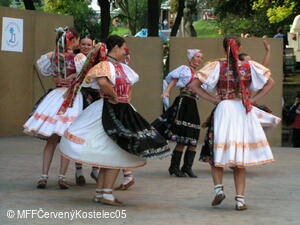 Mezinárodní folklorní festival Červený Kostelec