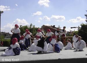 Malý Kosíř, dětský folklorní soubor