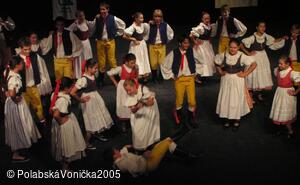 Folklorní festival Polabská Vonička