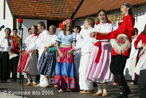 Mezinárodní dětský folklorní festival Kunovské léto
