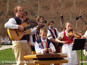 Folklorní festival Polabská Vonička