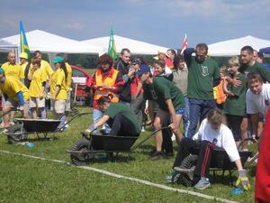 VIII. ročník Her bez venkovských hranic - Petřvald 10.6.2006