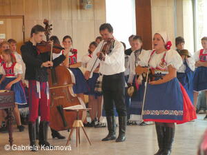 Folklorní festival Polabská Vonička