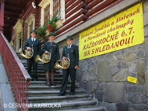 Setkání Jeníčků a Mařenek 2006 - trio lesních rohů Jana Šustra