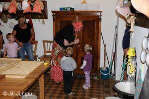 Setkání Jeníčků a Mařenek 2010 - Ježibaba
