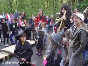 Čarodějnice u Perníkové chaloupky 2011