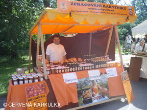 Medobraní s dětským dnem u Perníkové chaloupky 2011