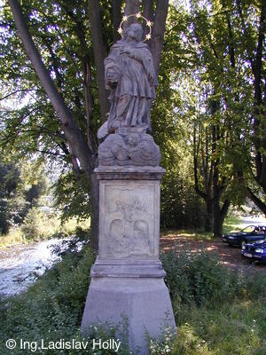 Socha sv. Jana Nepomuckého